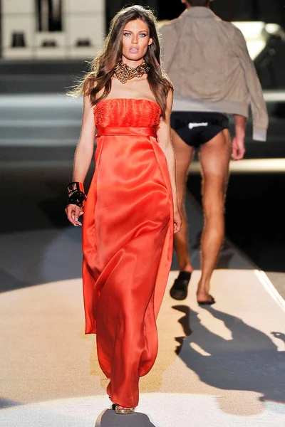 Look 39